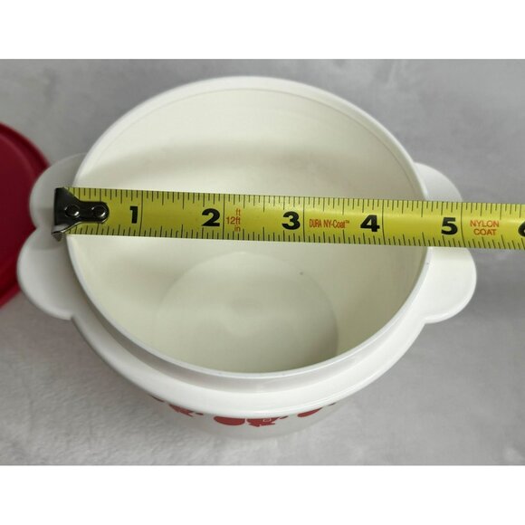 Tupperware White With Red Santa Bowl 2513A-1 26oz With Red Lid 26 oz. - Picture 8 of 9
